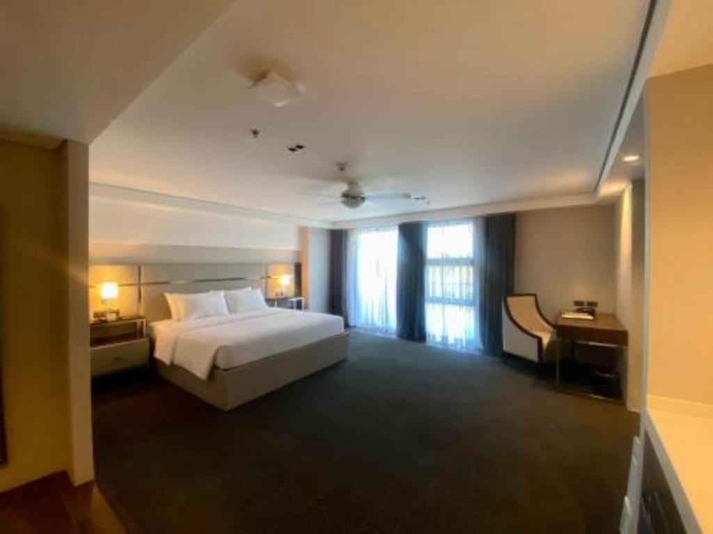 The Plaza Lodge Baguio Багио Экстерьер фото